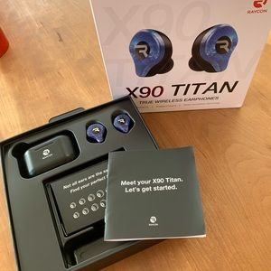 Raycon X90 earphones